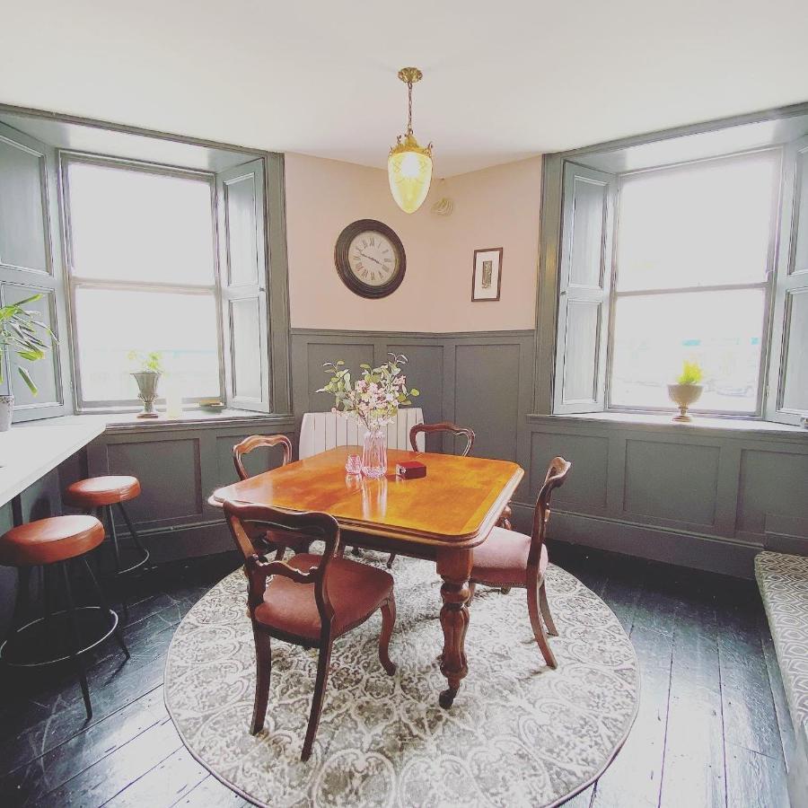 No. 1 Bridge Street Apartment Уестпорт Екстериор снимка