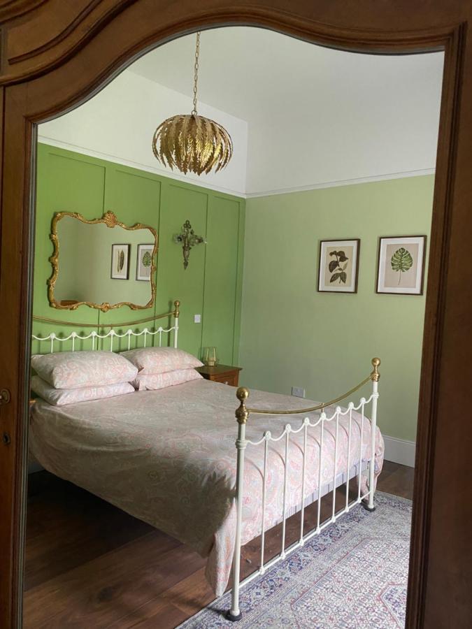 No. 1 Bridge Street Apartment Уестпорт Екстериор снимка