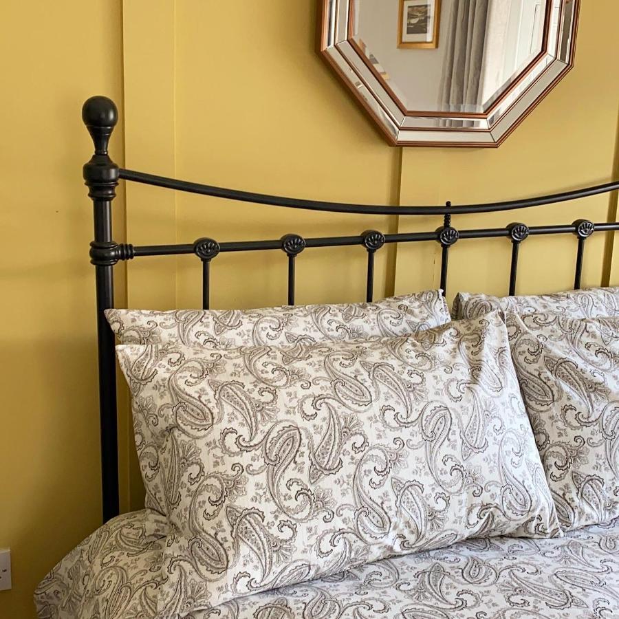 No. 1 Bridge Street Apartment Уестпорт Екстериор снимка